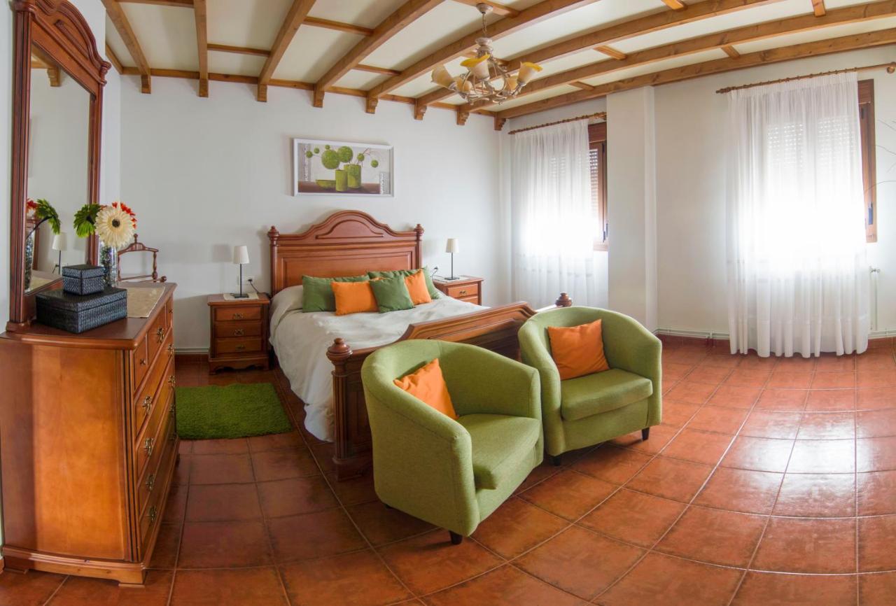 Apartamentos Rurales El Prado ピノフランケアド エクステリア 写真